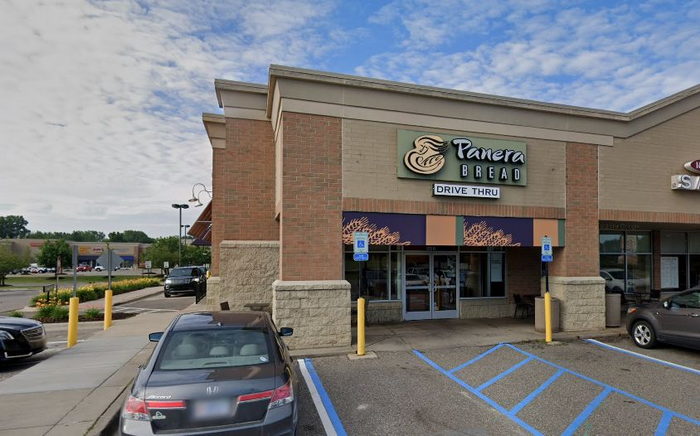 Blockbuster Video - Shelby Twp - 8492 26 Mile Rd (newer photo)